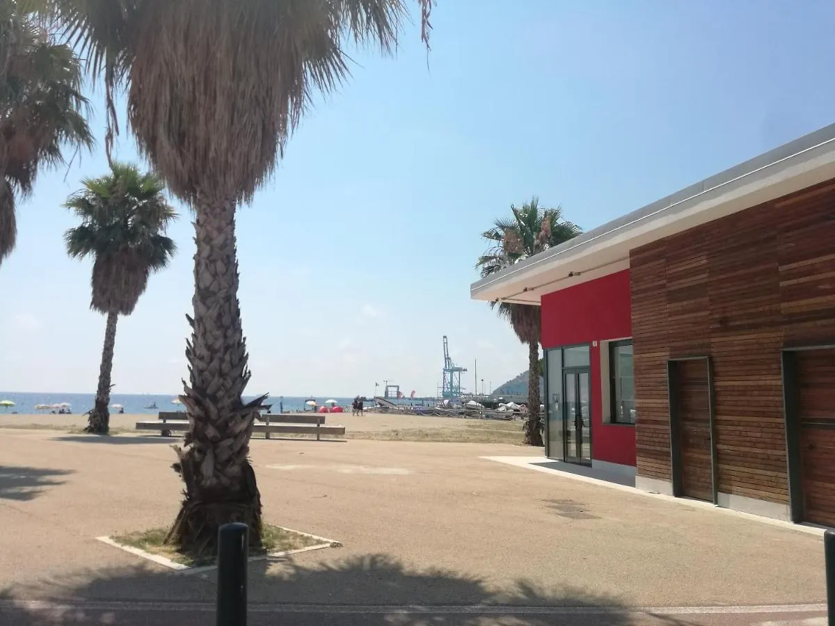 Appartamento Al Mare Savona 0*,  Italia